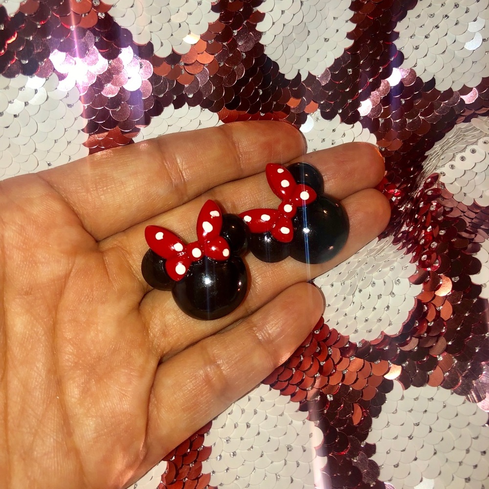 Minnie Mouse earrings